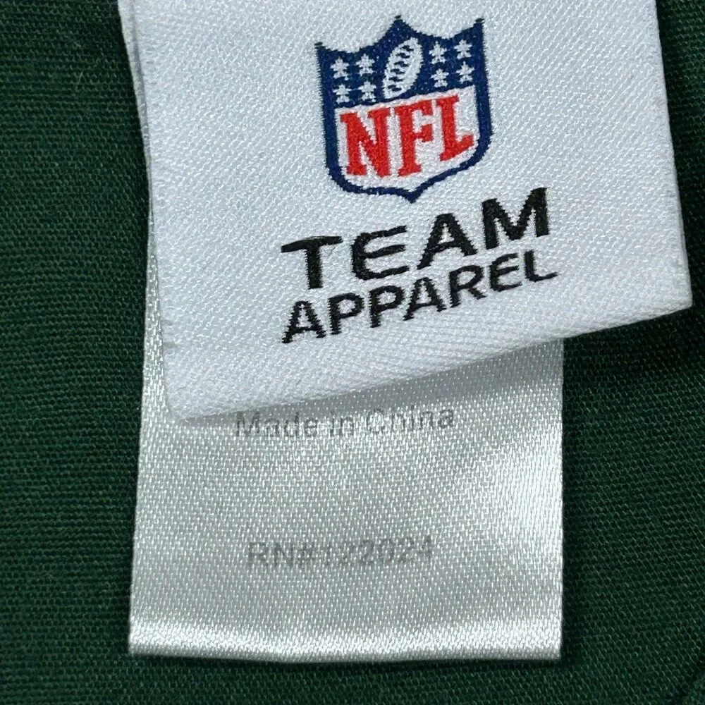 NFL Team Apparel Scrub Top Unisex M Green Bay Packers V-Neck Pocket Yellow Trim